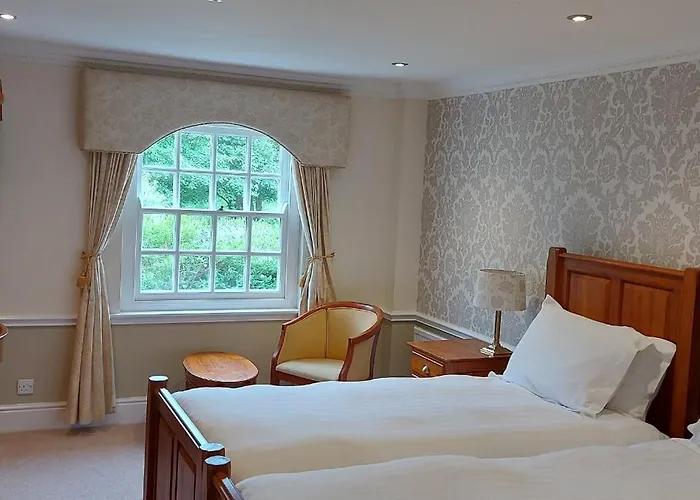 Rose In Vale Country House Hotel