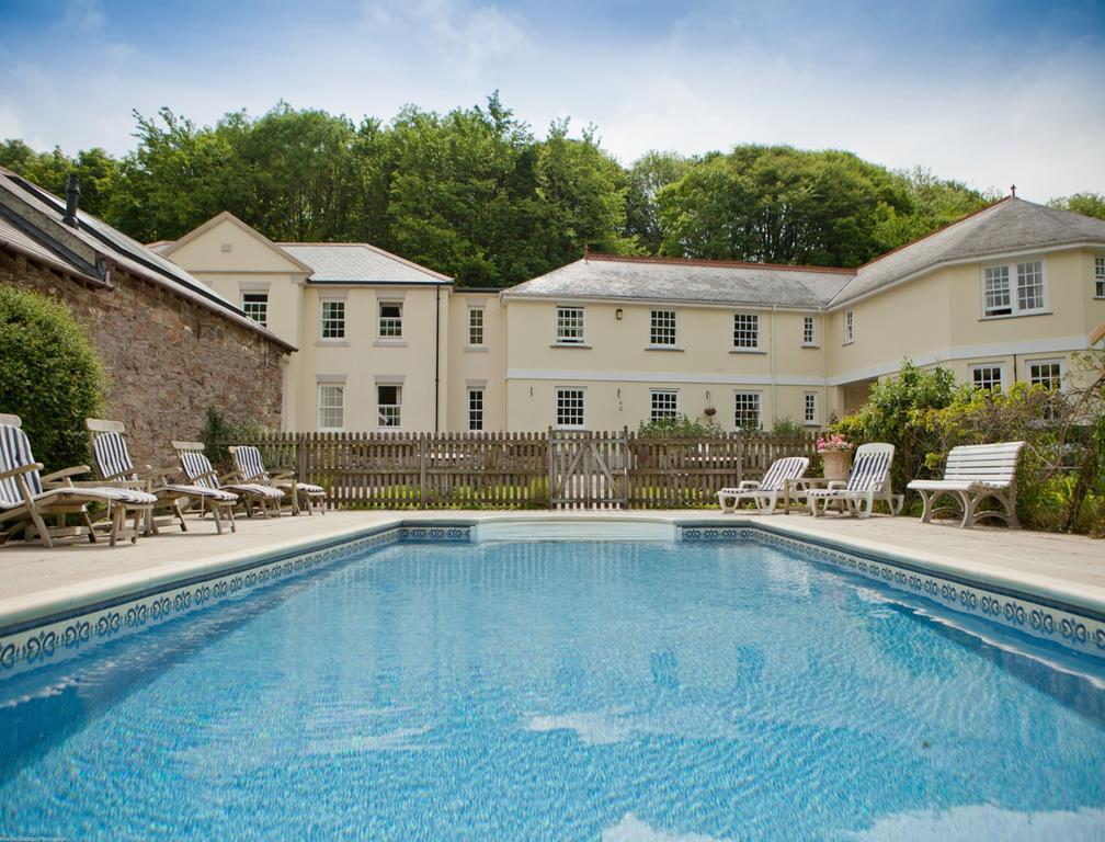 Rose In Vale Hotel 4*